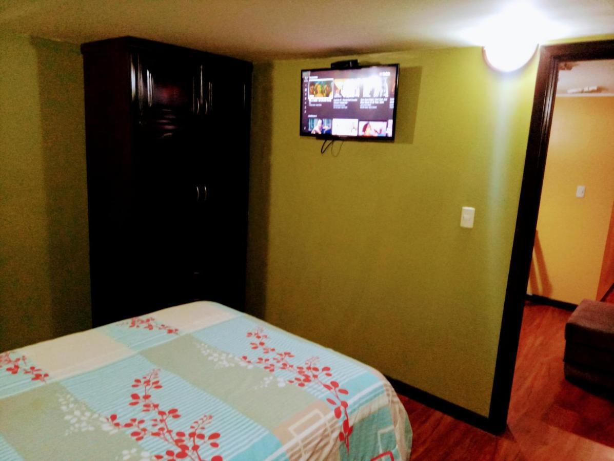 Casa De Huespedes Tu Parada En Cuenca Exteriör bild