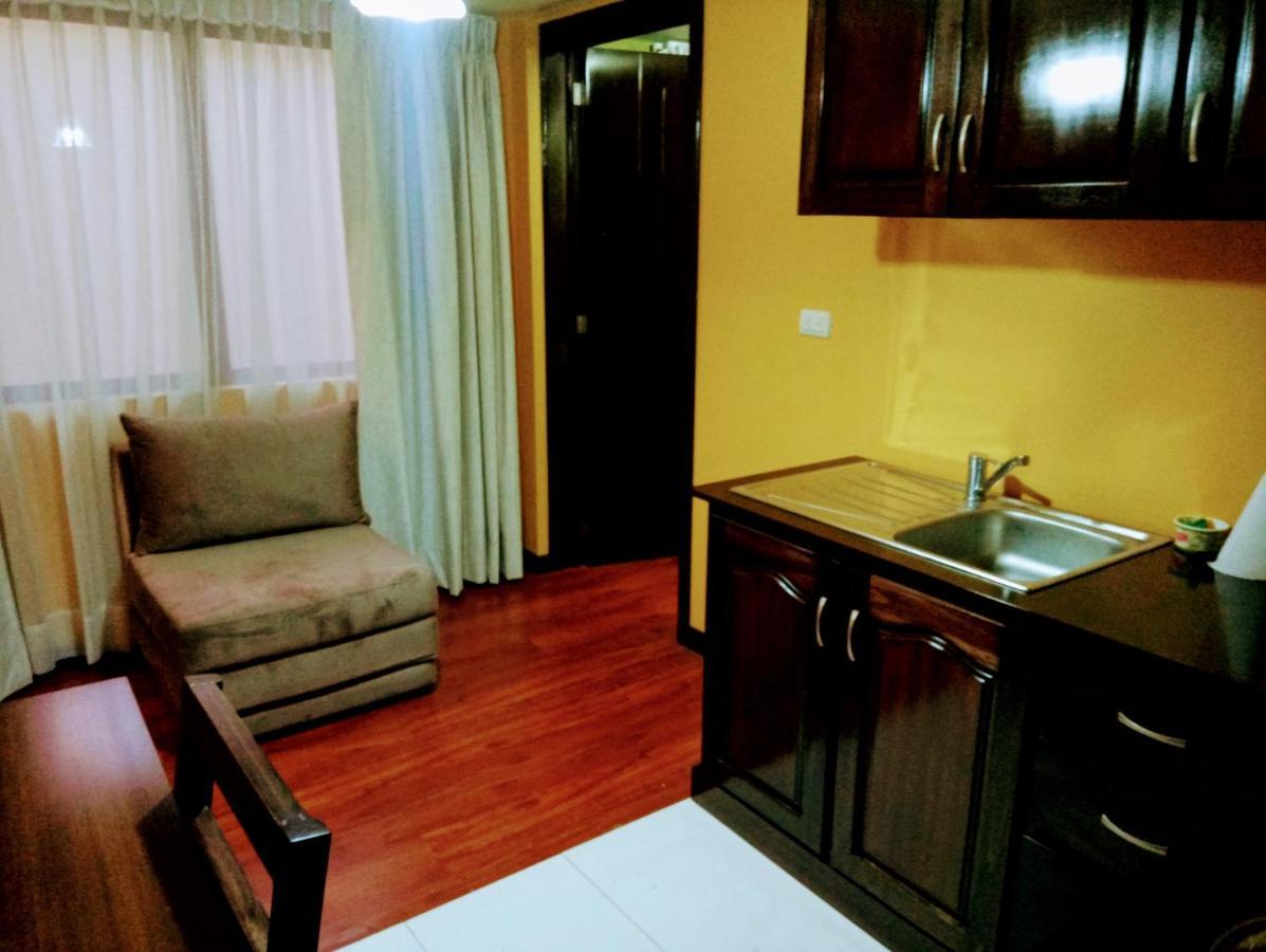 Casa De Huespedes Tu Parada En Cuenca Exteriör bild