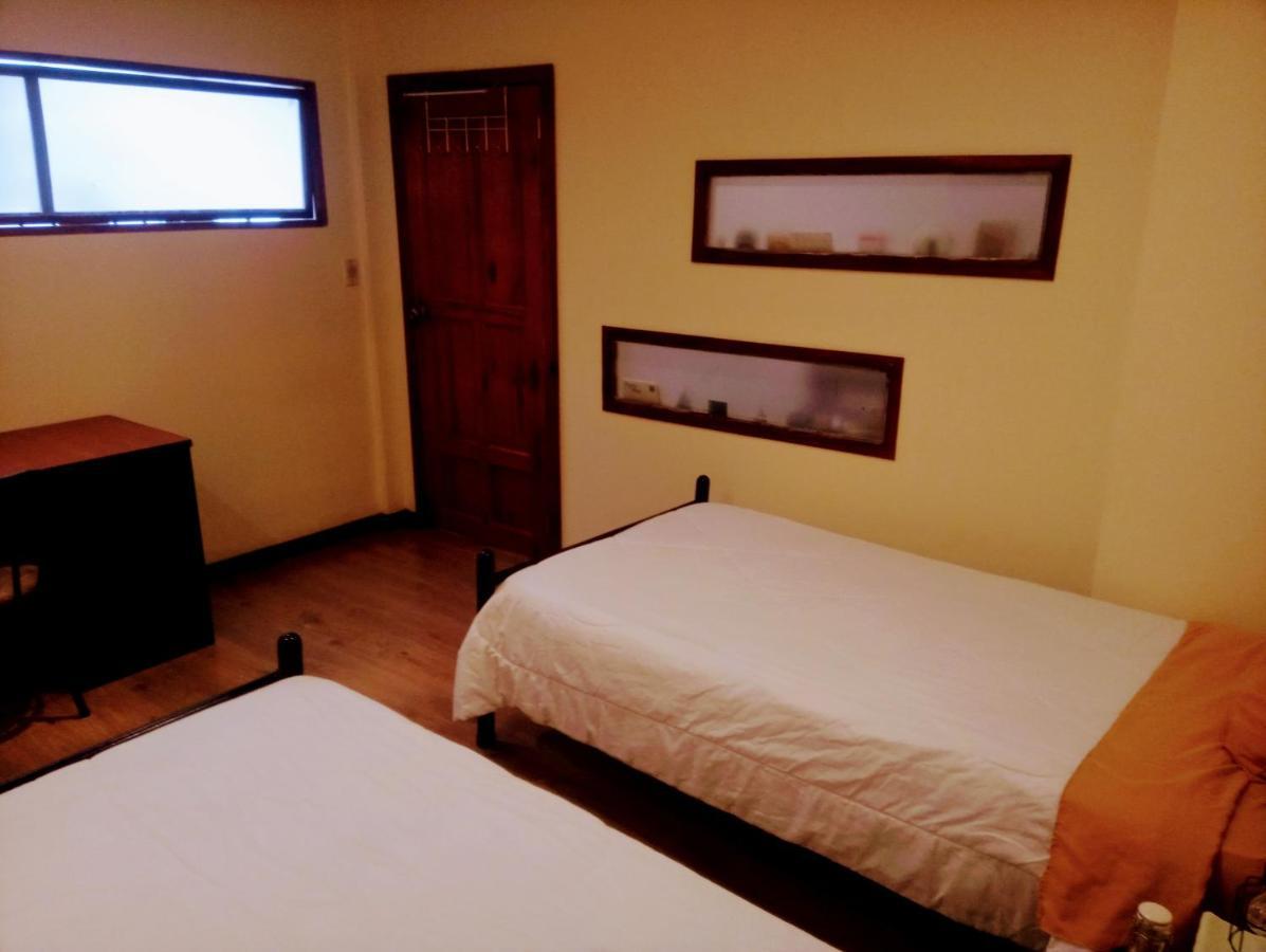 Casa De Huespedes Tu Parada En Cuenca Exteriör bild