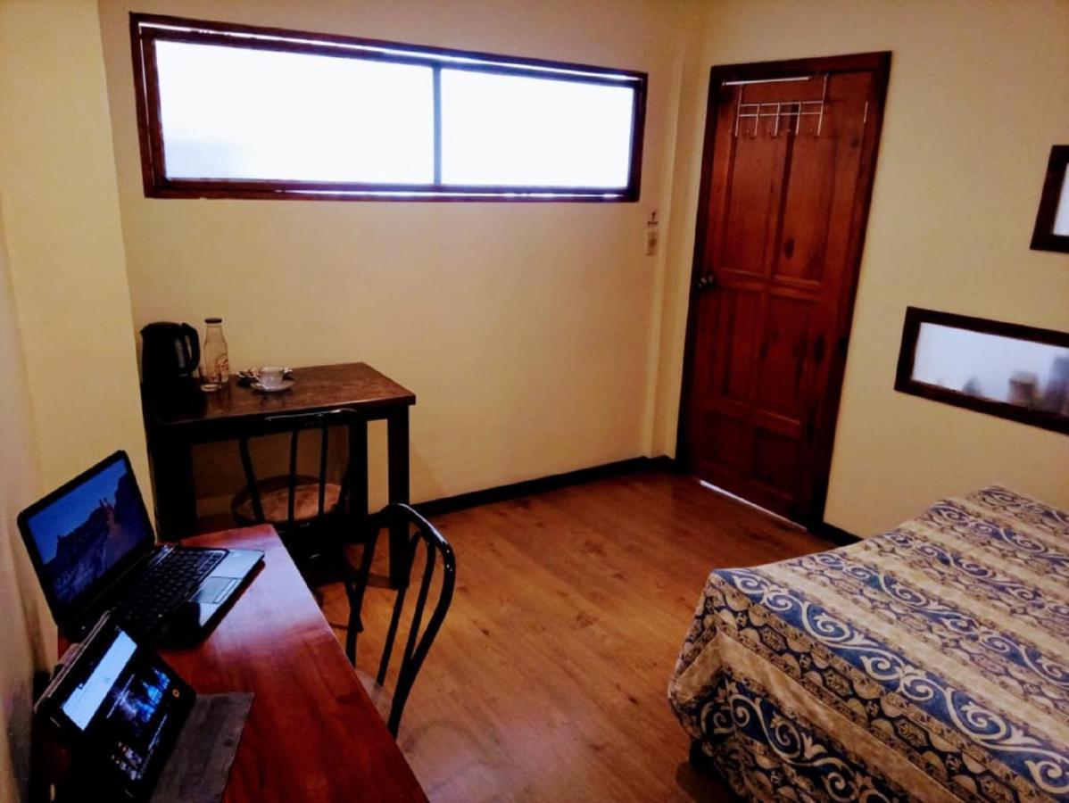Casa De Huespedes Tu Parada En Cuenca Exteriör bild